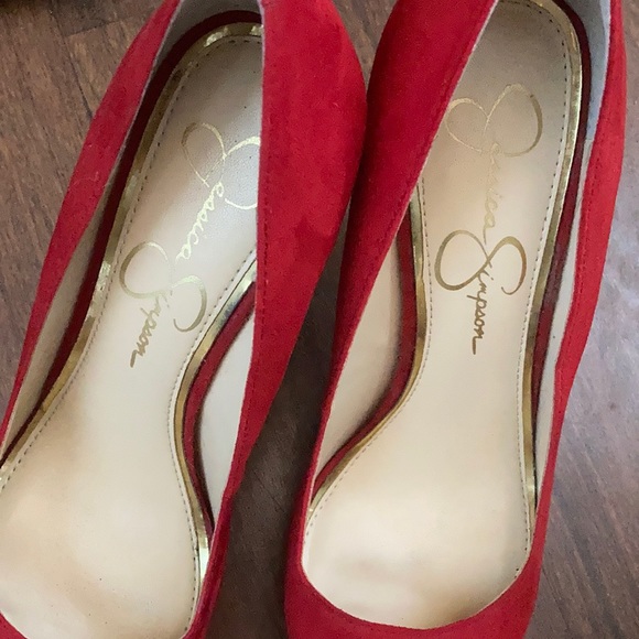 Jessica Simpson red high heels - Picture 2 of 4